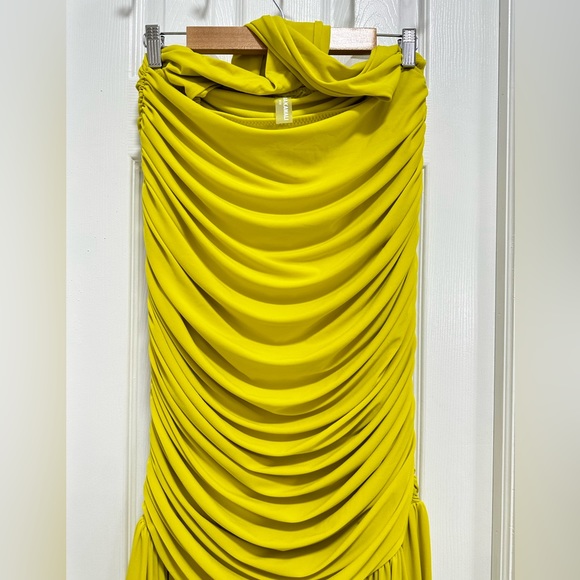 NORMA KAMALI Cross Halter Fishtail Gown - Picture 7 of 8